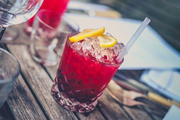 alcohol-1853327_640.jpg